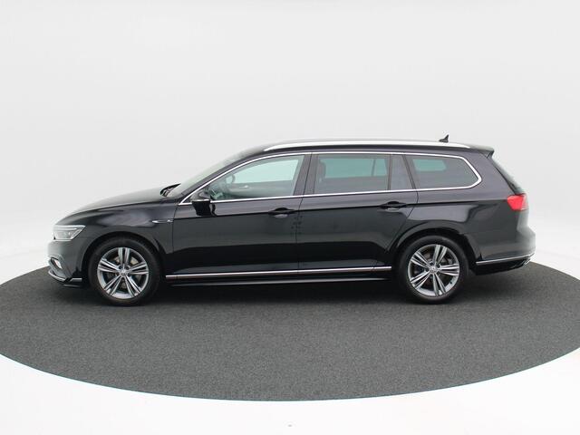 Volkswagen PASSAT Variant 1.5 TSi 150 Pk Automaat R-Line | Adaptive Cruise | CarPlay | Navigatie | Bluetooth | Parkeersensoren | Stoelverwarming | 17 Inch | Trekhaak |