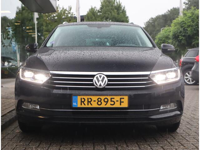 Volkswagen PASSAT Variant 1.4 TSI Comfortline Business / Adapt. Cruise / Navigatie