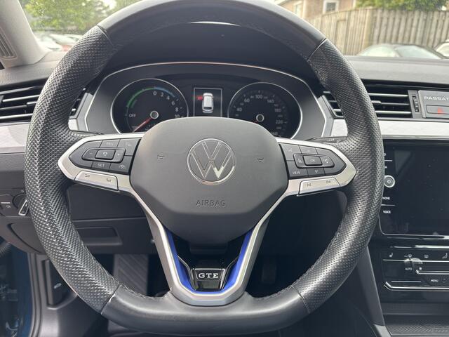 Volkswagen PASSAT Variant 1.4 TSI PHEV GTE Automaat Business Trekhaak / Panoramadak / Camera