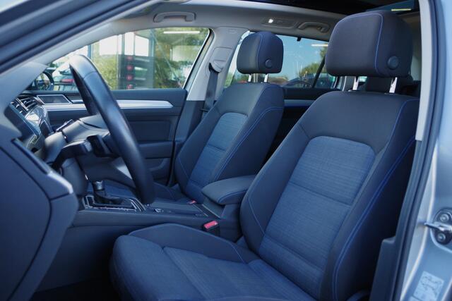 Volkswagen PASSAT Variant 1.4 TSI PHEV GTE Business 218 PK, Panoramadak, Camera, LED-Matrix