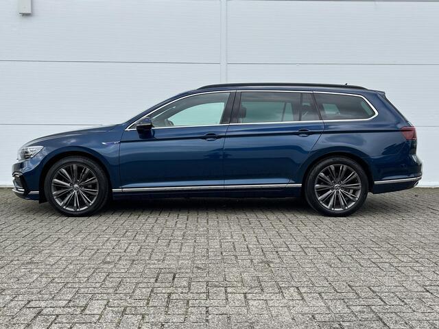 Volkswagen PASSAT Variant 1.4 TSI PHEV GTE Business Vol Leder / Pano Dak / Matrix LED /