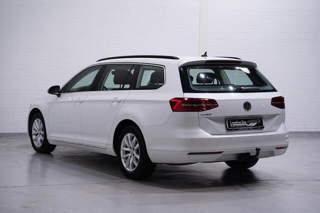 Volkswagen PASSAT Variant 1.4 TSI Comfortline Navi Camera Led koplampen PDC v+a Trekhaak Adaptive