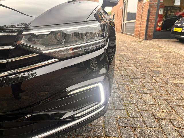Volkswagen PASSAT Variant 1.4 TSI PHEV GTE Business
