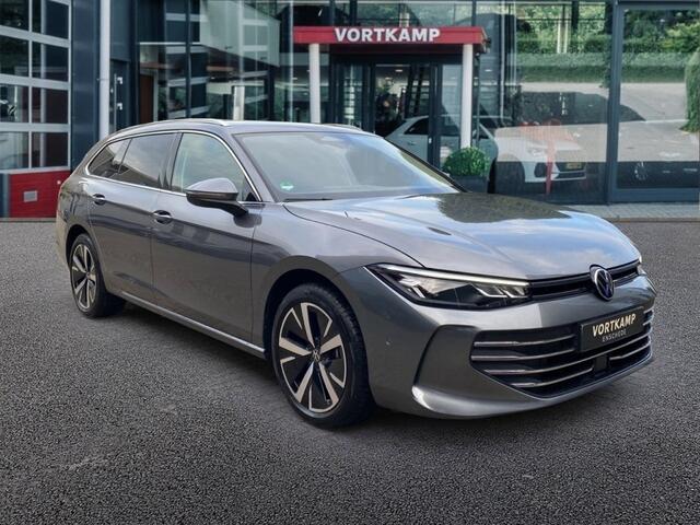 Volkswagen PASSAT 1.5 TSI E-HYBRID BUSINESS TREKHAAK/CAMERA/NAVI/CARPLAY/ACC/STOEL