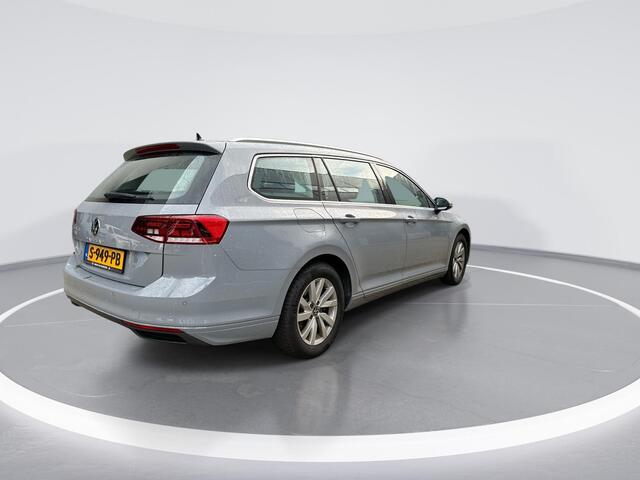 Volkswagen PASSAT Variant 1.5 TSI 150pk DSG Business · Camera · Apple/Android Car Play · ACC · Verkeersbord detectie · Alarmklasse 3 · Elek. Lendensteun + Rugleuning Bestuurder · Garantie t/m 16-03-2027 of 100.000km