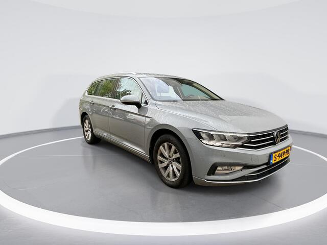 Volkswagen PASSAT Variant 1.5 TSI 150pk DSG Business · Camera · Apple/Android Car Play · ACC · Verkeersbord detectie · Alarmklasse 3 · Elek. Lendensteun + Rugleuning Bestuurder · Garantie t/m 16-03-2027 of 100.000km
