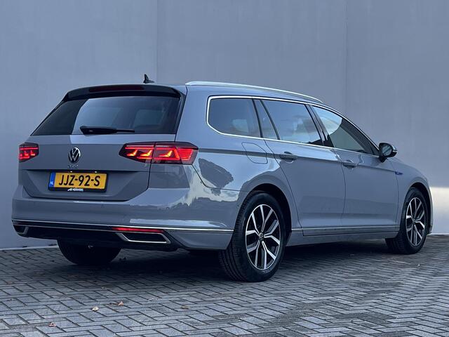 Volkswagen PASSAT Variant 1.4 TSI PHEV 218 pk GTE Business Automaat / Dealer onderhouden / 1.600 kg Elektrische trekhaak / Stuur- en stoelverwarming / Ergo Comfort stoel / Camera 360° / Winterwielenset /