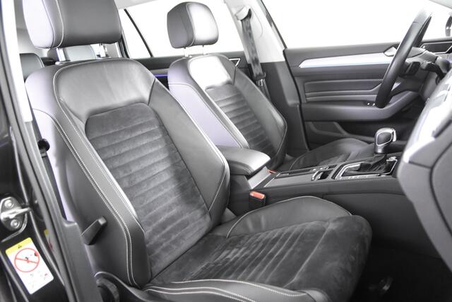 Volkswagen PASSAT Variant 1.4 TSI PHEV GTE Highline *1ste Eigenaar*Leer*Navigatie*Trekhaak*