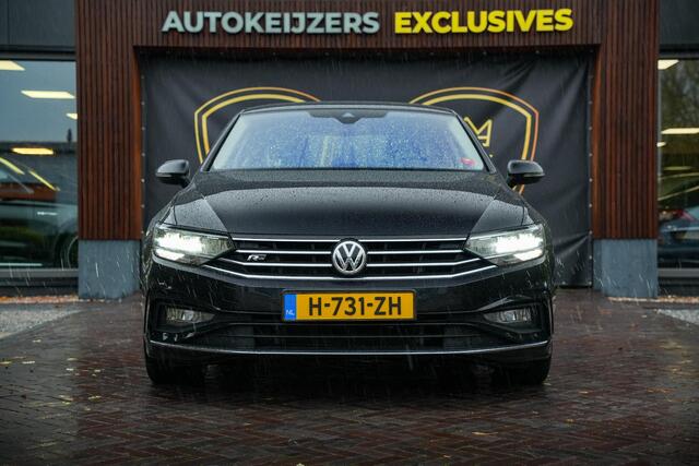 Volkswagen PASSAT 1.5 TSI Elegance Business R Leer Navi