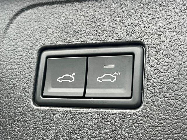 Volkswagen PASSAT Variant 1.5 TSI Comfortline Business ACC DSG PANO