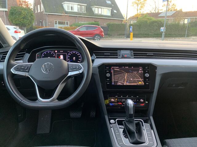 Volkswagen PASSAT Variant 1.5 TSi 150pk ACT Aut., Navi | Camera | Trekhaak
