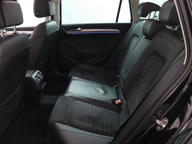 Volkswagen PASSAT Variant 1.4 TSI GTE | ACC | Pano | Navigatie!