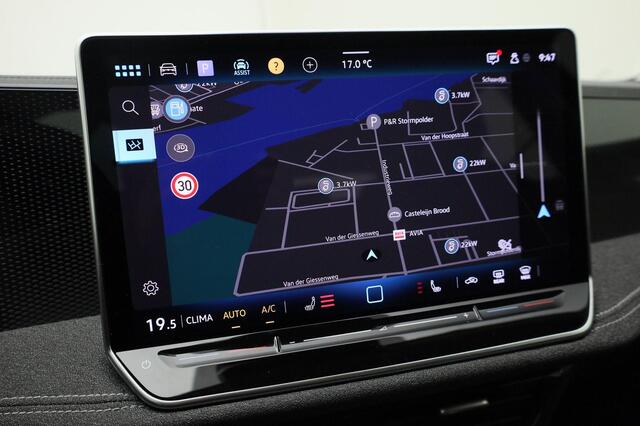 Volkswagen PASSAT Variant 1.5eTSI/150PK DSG · Navigatie · Stoel-& stuurverwarming · Apple/Android · Garantie tot juni 2026