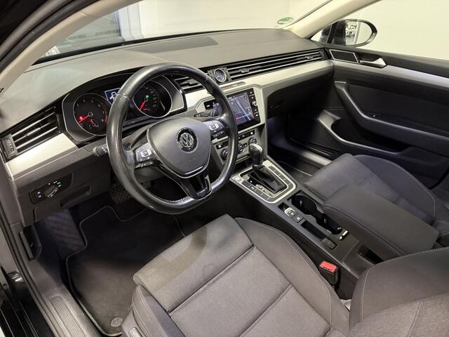 Volkswagen PASSAT 1.5 TSI Comfortline Business/ Automaat/ Navi/ Adap. Cruise