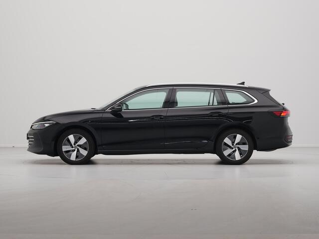 Volkswagen PASSAT Variant 1.5 eTSI 150pk DSG Business Navigatie Pdc Side Assist Clima 86