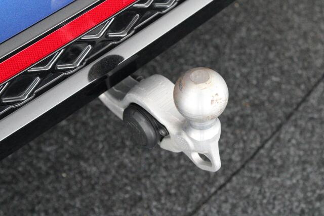 Volkswagen PASSAT Variant 1.5 eHybrid 272pk R-Line Edition Black Style Trekhaak Camera Head-Up Panoramadak Virtual Cockpit Keyless Navigatie