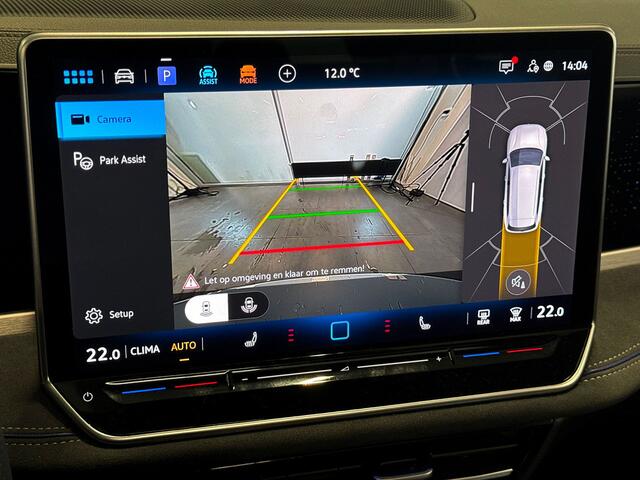 Volkswagen PASSAT Variant 1.5 150pk eTSI R-Line Edition Panoramadak | Parkeersensoren voor & achter | Achteruitrijcamera