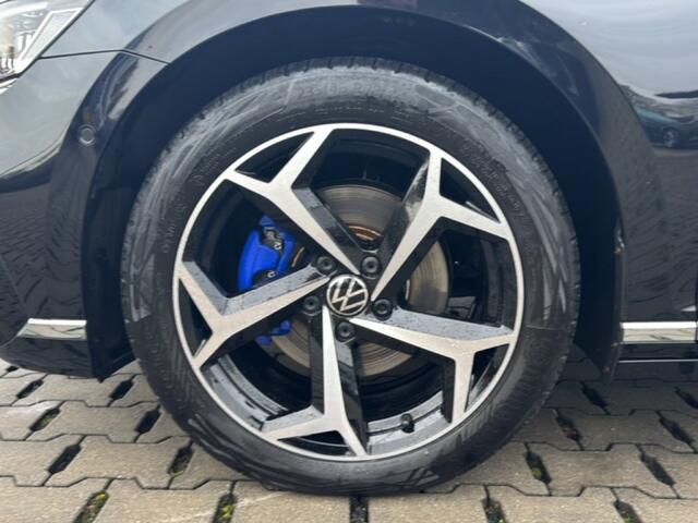 Volkswagen PASSAT 1.4 TSI GTE PANO-DAK/LEDER/TREKHAAK/360-CAMERA/STOEL-STUURVERW