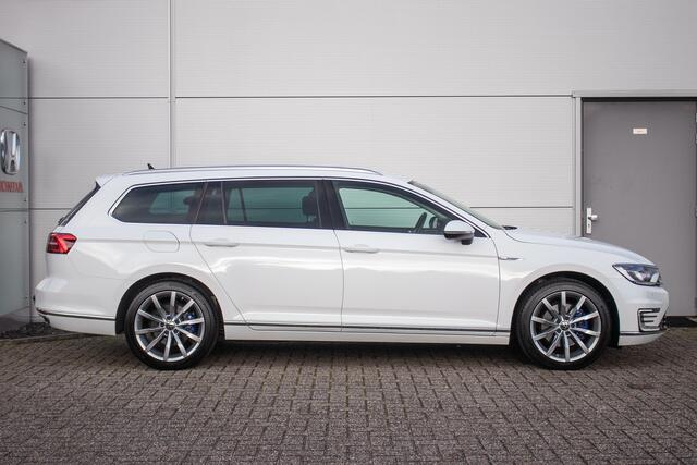 Volkswagen PASSAT Variant 1.4 TSI GTE Highline - Trekhaak | Navi | Camera | Adpt. Cruise | Stoelverw.