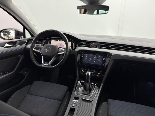 Volkswagen PASSAT Variant 1.4 TSI PHEV GTE / Pano / Camera / Keyless / Virtual