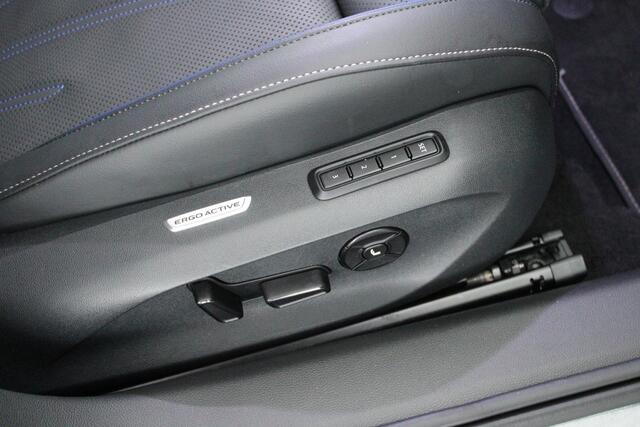 Volkswagen PASSAT Variant 1.5 272pk eHybrid R-Line Edition Black Style Plus Trekhaak 360Camera Head-Up harman/kardon Memory Stoelventilatie Panoramadak Navigatie