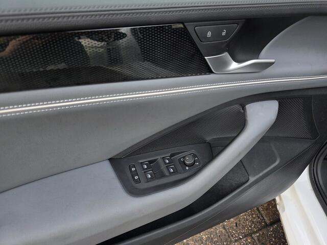 Volkswagen PASSAT Variant 1.5 eHybrid Elegance Business |BTW auto|Fabrieksgarantie|