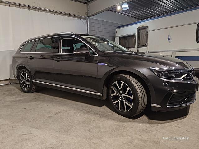 Volkswagen PASSAT Variant 1.4 TSI 218pk PHEV GTE Business Carplay / Elektr.A.Klep / A.Cam./ Trekhaak / Adapt.Cruise Controle iQ Light / Digitale Cockpit / Interieur voorverwarming ( standkachel )