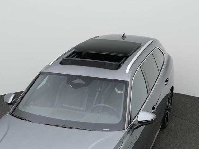 Volkswagen PASSAT Variant 1.5 eHybrid 272 pk DSG R-Line Edition | Panoramdak | Leder | Geheugenstoel-/massagestoelen | Adaptief onderstel | Rondomzicht camera | Stoelventilatie