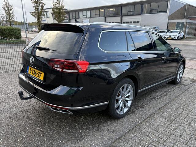 Volkswagen PASSAT Variant 2.0 TSI Elegance Business R-Line DSG
