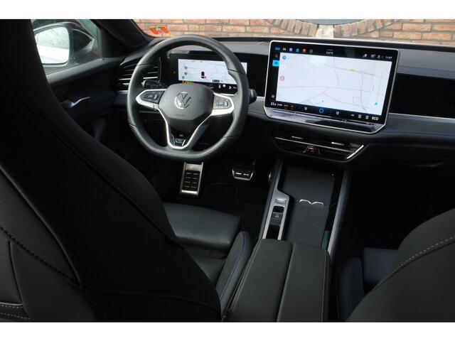 Volkswagen PASSAT Variant 1.5 eHybrid 272pk R-Line Edition Trekhaak, 360° Camera,