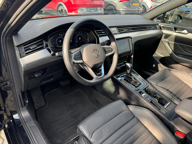 Volkswagen PASSAT Variant 1.4 TSI PHEV GTE Business pano, leer, virtual cockpit, cruise