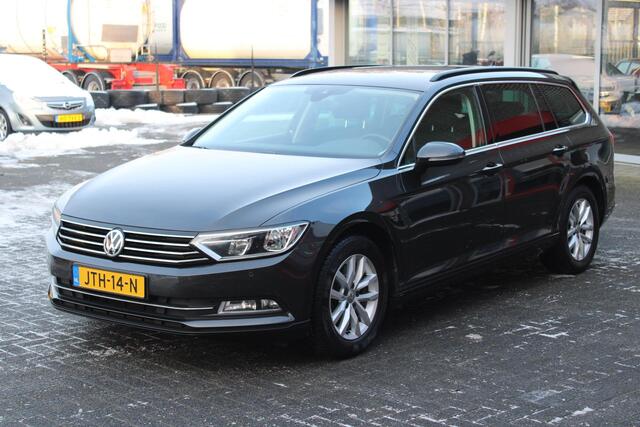 Volkswagen PASSAT Variant 1.5 TSI Comf. Premium Trekhaak/Camera/Adaptive/Virtual
