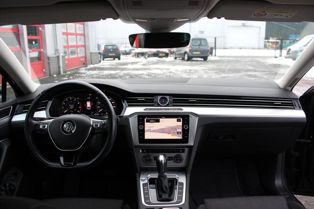 Volkswagen PASSAT Variant 1.5 TSI Comf. Premium Trekhaak/Camera/Adaptive/Virtual