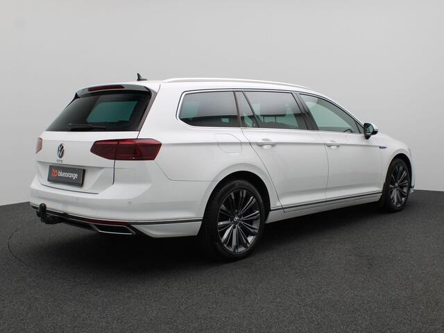 Volkswagen PASSAT Variant 1.4 TSI PHEV GTE Business 218PK DSG SOH 84%, Trekhaak, 18" LM Velgen, Navi Discover Pro, Leder, Memorystoel, Elektr. Achterklep, Achteruitrijcamera, Adaptieve Cruise Controle