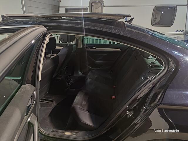 Volkswagen PASSAT 1.8 TSI 180pk R-Line Business Edit. DSG7 Navi / A.Cam.+ 360 / Adapt.CC / Pano.dak / Trekhaak / Advance Pack / Winter Pack / Trekgewicht 1800kg