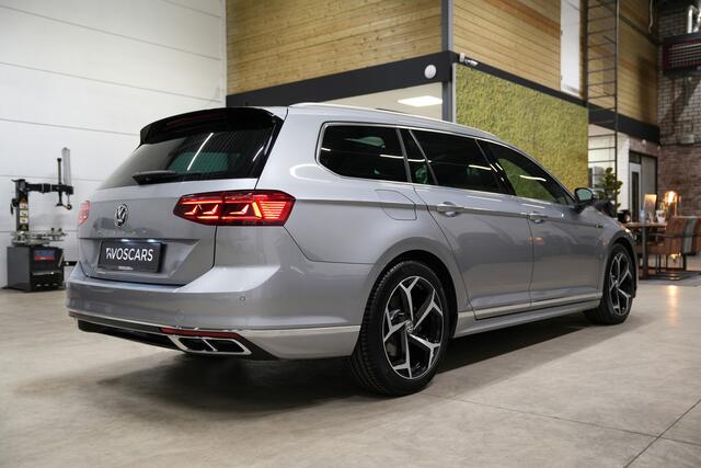 Volkswagen PASSAT Variant 1.5 TSI R Line DSG * Pano - Trekhaak - Virtual - Keyless - Camera - ACC - App *