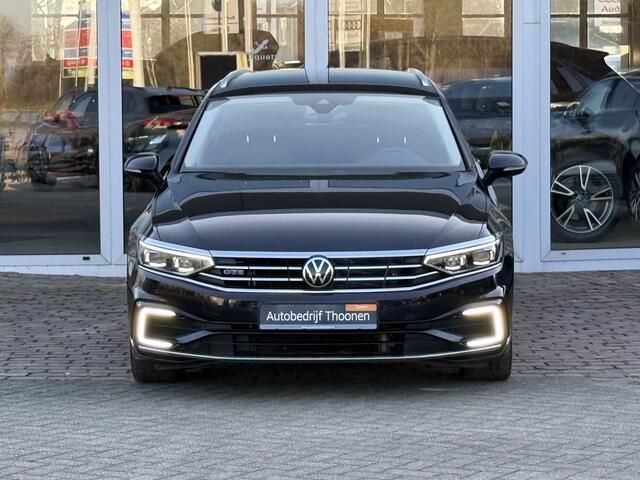 Volkswagen PASSAT Variant 1.4 TSI PHEV GTE Business | Trekhaak | Camera | Keyless