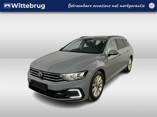 Volkswagen PASSAT Variant 1.4 TSI PHEV GTE Business / AUTOMAAT/ PARK.SENSOREN V+A/ CAMERA/ APP-CONNECT/ STOEL VERWARMING/ ACC/ NAVI/ DAB/ CLIMA/ LANE-ASSIST/ ISOFIX/ 17'' LMV