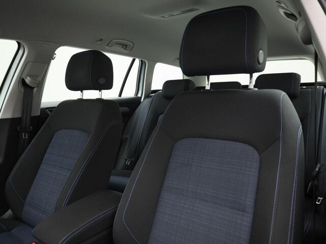 Volkswagen PASSAT Variant 1.4TSI 160kW/218PK PHEV GTE Business DSG · Navigatie · Apple/Android Car Play · Camera + Parkeersensoren · Stoelverwarming ·