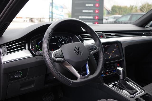 Volkswagen PASSAT Variant 1.4 TSI 218 PK GTE Business PHEV, Trekhaak, Winterpakket, Carplay
