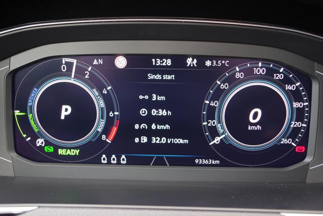 Volkswagen PASSAT Variant 1.4 TSI 218 PK GTE Business PHEV, Trekhaak, Winterpakket, Carplay