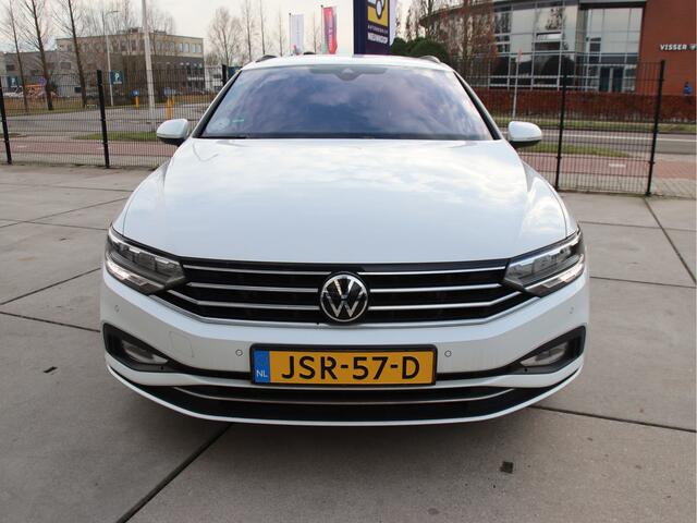 Volkswagen PASSAT Variant 1.5 TSI DSG Business Winterpakkety, trekhaak, FULL LED