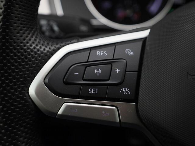 Volkswagen PASSAT Variant 1.4TSI 160kW/218PK PHEV GTE Business · Navigatie · Apple/Android Car Play · Camera + Parkeersensoren