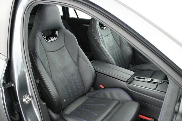 Volkswagen PASSAT Variant 1.5 eHybrid 204pk R-Line Edition Black Style Trekhaak Camera Head-Up Panoramadak Leder Memory Stoelverwarming Keyless Navigatie