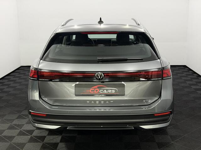 Volkswagen PASSAT Variant 1.5 eHybrid Business Camera, Navi, Stoelverwarming, Cruise control, Keyless start, Virtual desk, 1 jaar garantie