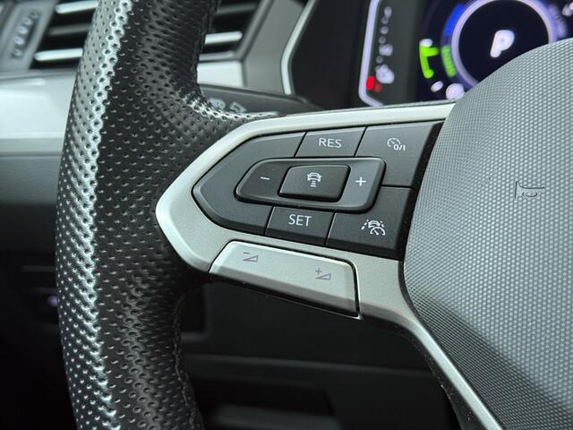 Volkswagen PASSAT Variant 1.4 TSI PHEV GTE Business | 218 PK | SoH 91% | Trekhaak | Panoramadak | 360 graden camera (Area View) | Adaptive cruise control |