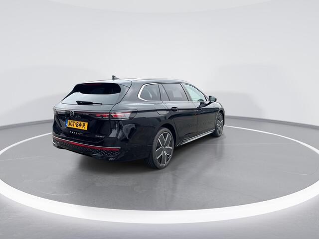 Volkswagen PASSAT Variant R-Line Edition 1.5 eHybrid 204 pk 6 versn. DSG · Multimedia pakket plus · High-end geluidsysteem 'Harman Kardon' · Prijs incl. inruilpremie · MEGA Sale