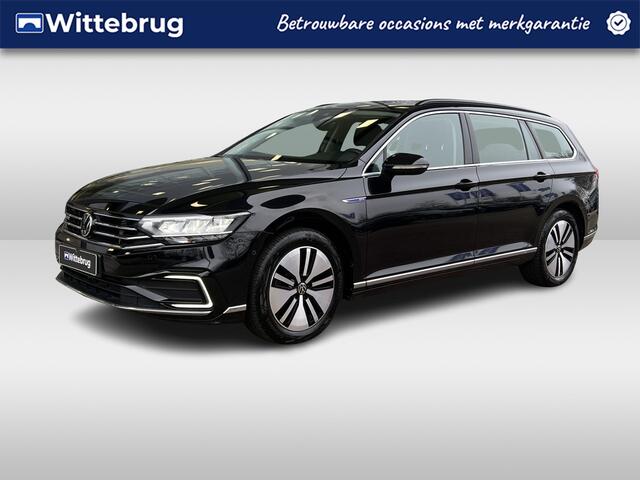 Volkswagen PASSAT Variant 1.4 TSI 218pk DSG PHEV GTE Business / Achteruitrij camera / Stoelverwarming voor / Parkeer assistent / 17'' LMV