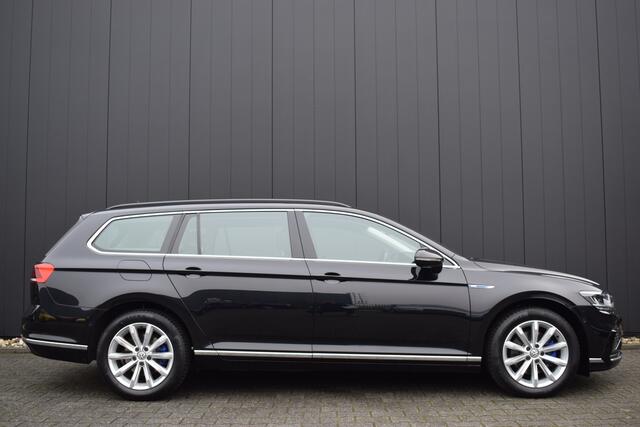 Volkswagen PASSAT Variant 1.4 TSI PHEV GTE Highline Matrix LED | Zwart Leder | Carplay | Virtual | Camera | Trekhaak