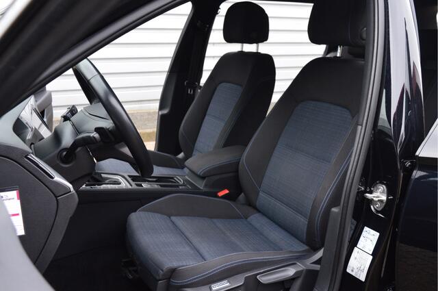 Volkswagen PASSAT Variant 1.4 TSI PHEV GTE Business O.a: Org. N.L., Key-Less, Adaptive cruise, Navi, Matrix verl., Camera, Etc.. Rijklaar! All-in prijs!